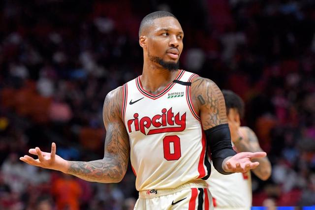 崔永熙：NBA连续训练强度很大 国内球员吃不消