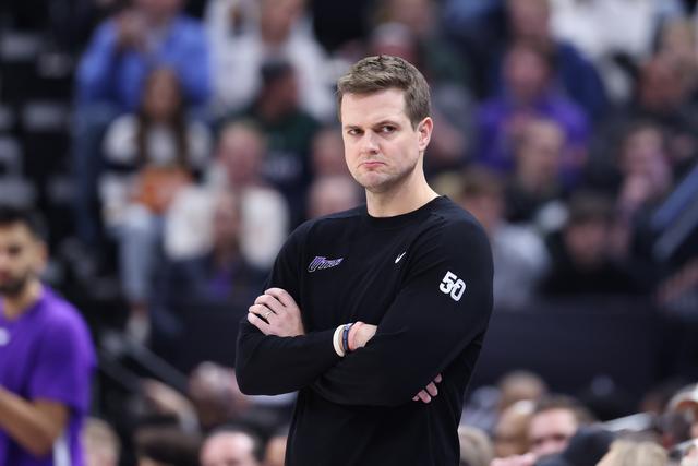 陈国豪CBA首秀20+10杨瀚森13+10 北控力克青岛